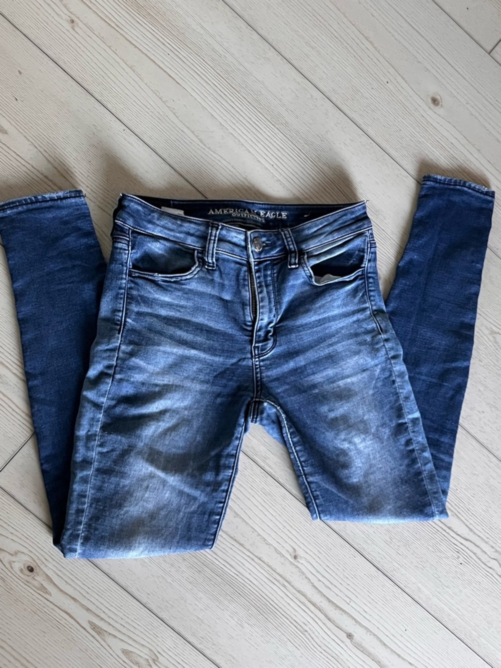 American Eagle Outfitters Men's Skinny Jeans in Dark Blue Wash